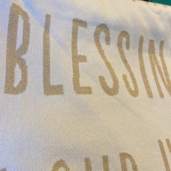 Holiday Christmas  Blessings Throw Blanket 50 x 60. NWOT - Picture 4 of 6